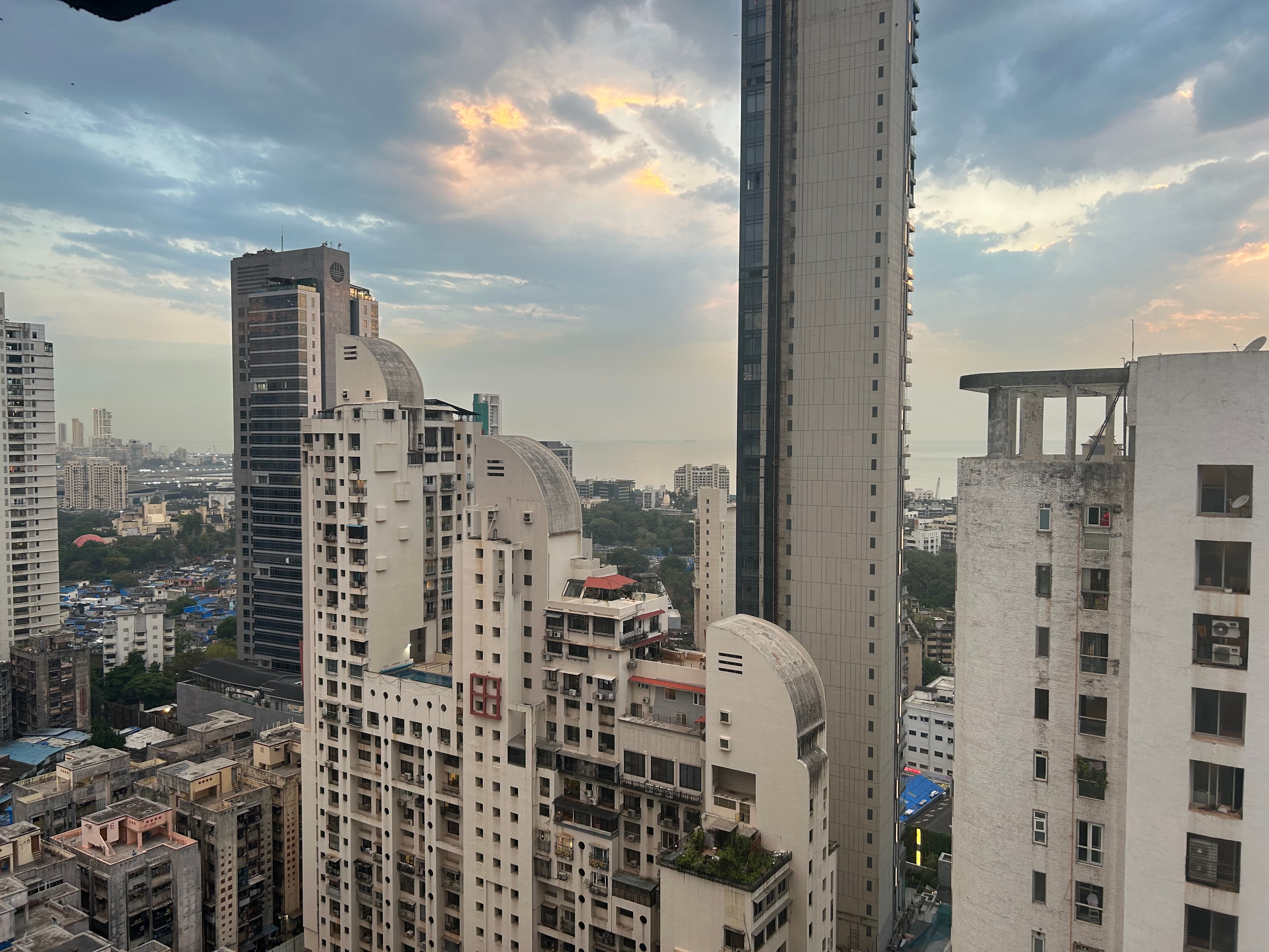 Renting a Flat in Worli: Prices, Buildings & Tips